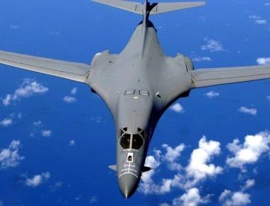 Rockwell B-1 Lancer: Το μαχητικό αεροσκάφος των ΗΠΑ που φοβάται ο Κιμ Γιονγκ Ουν (βίντεο)